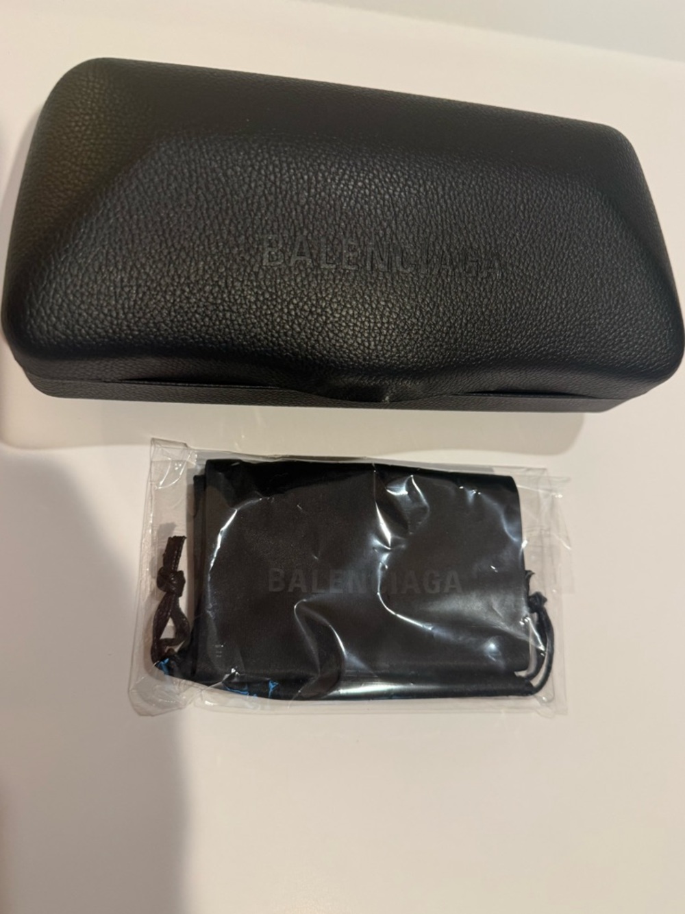 BALENCIAGA LARGE LEATHER SUNGLASSES CASE WITH POUCH BLACK NEW